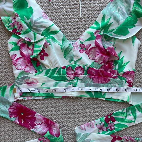 CityLux Cropped Floral Blouse Size S - Picture 14 of 16